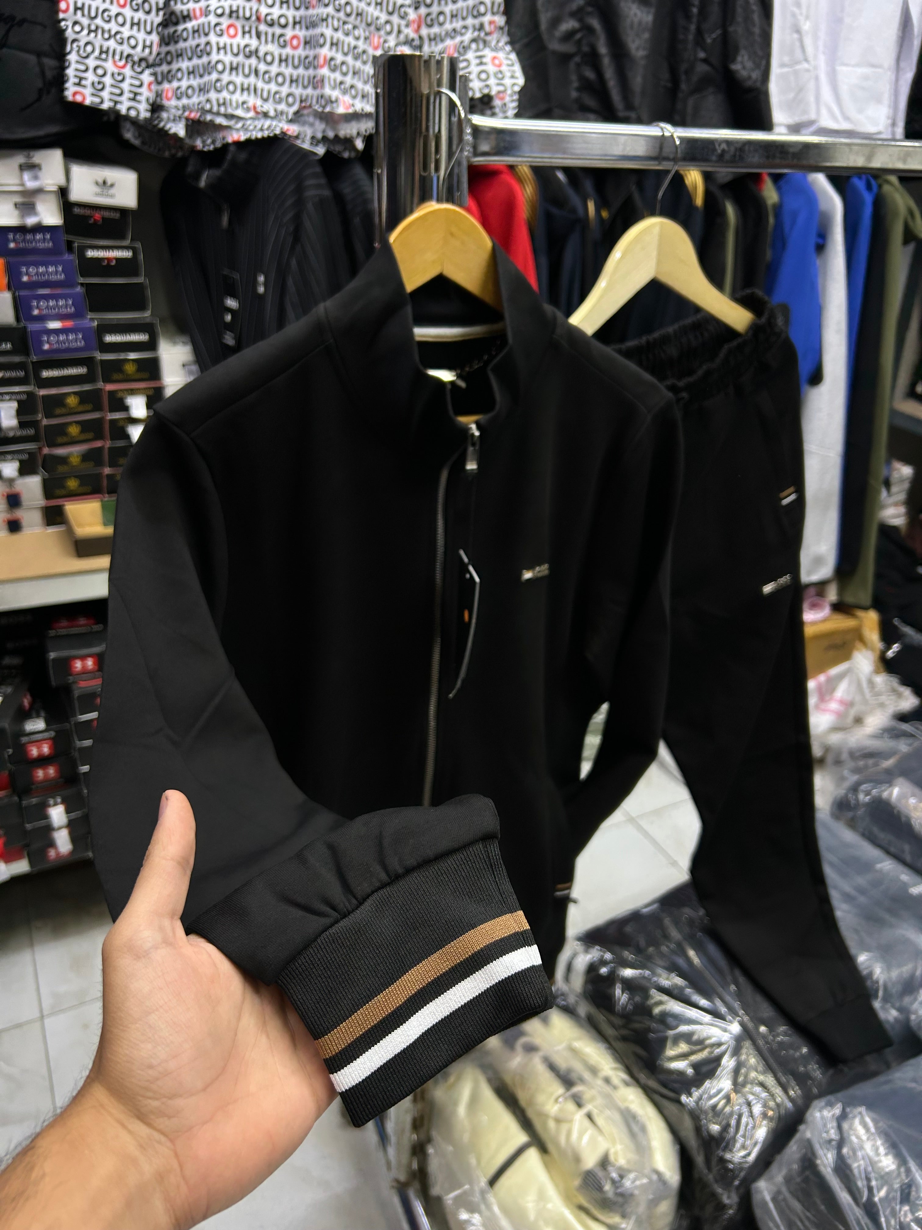Boss Lion Tracksuit-Complet