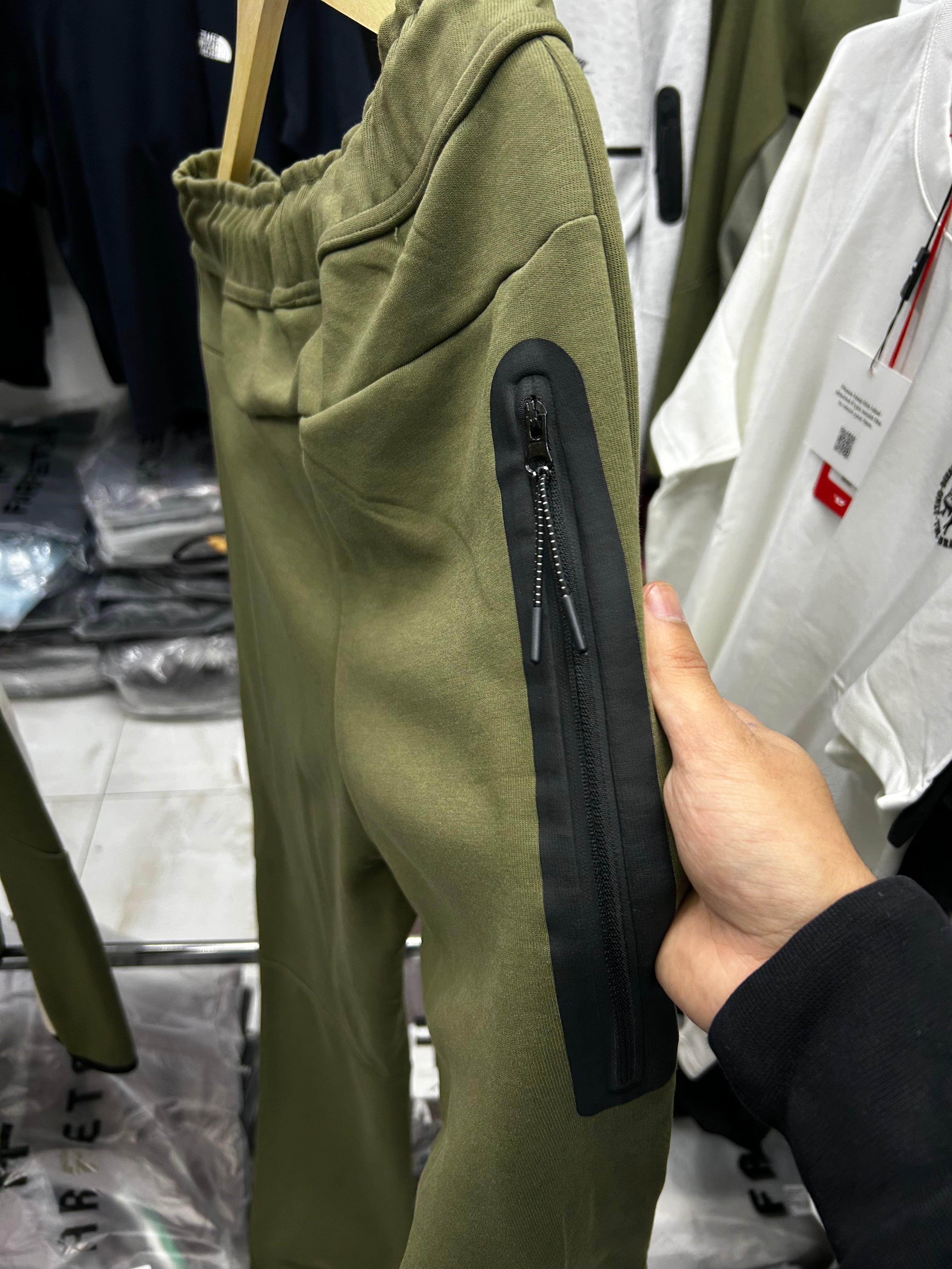 Nike Tech Fleece Olive Tracksuit