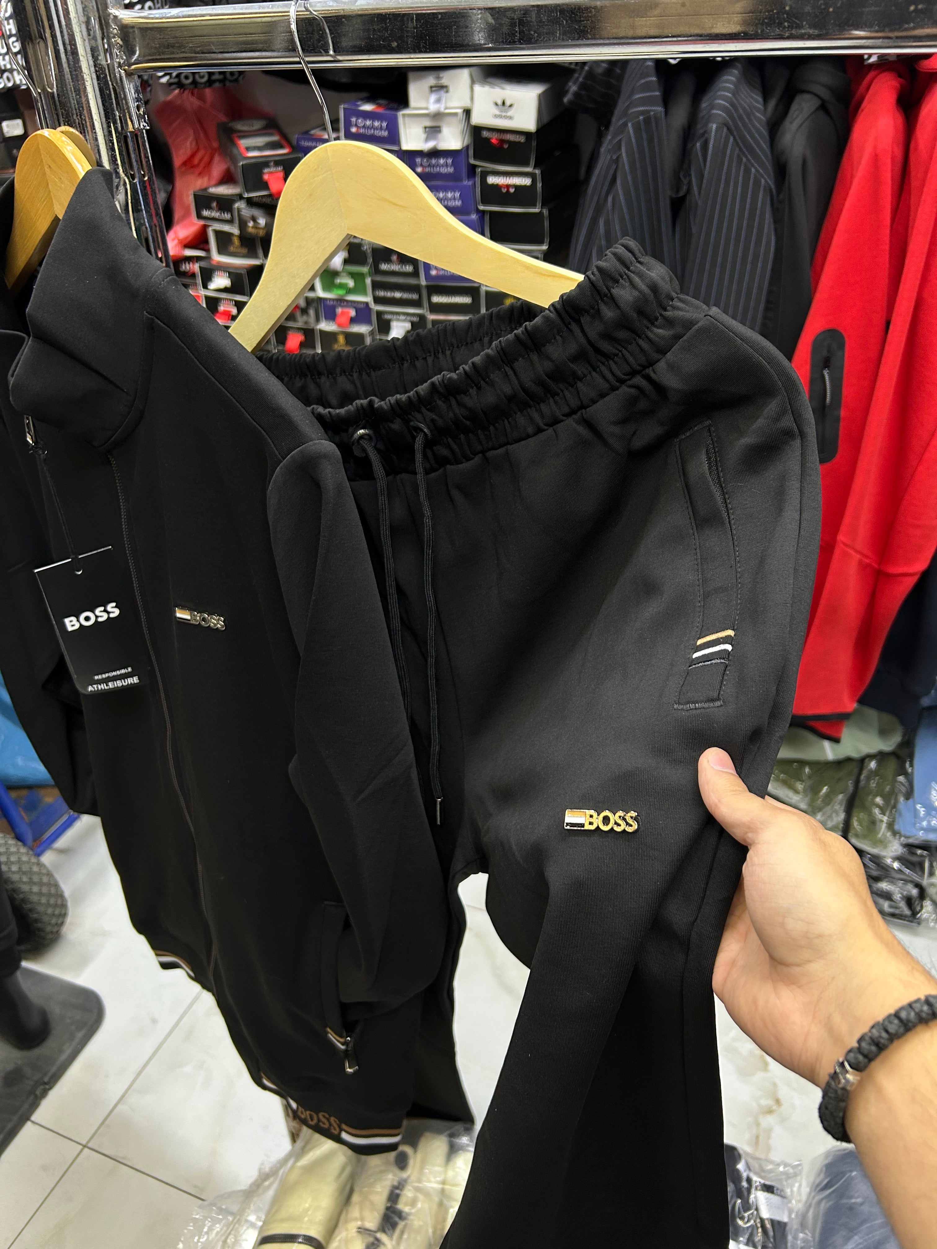 Boss Lion Tracksuit-Complet