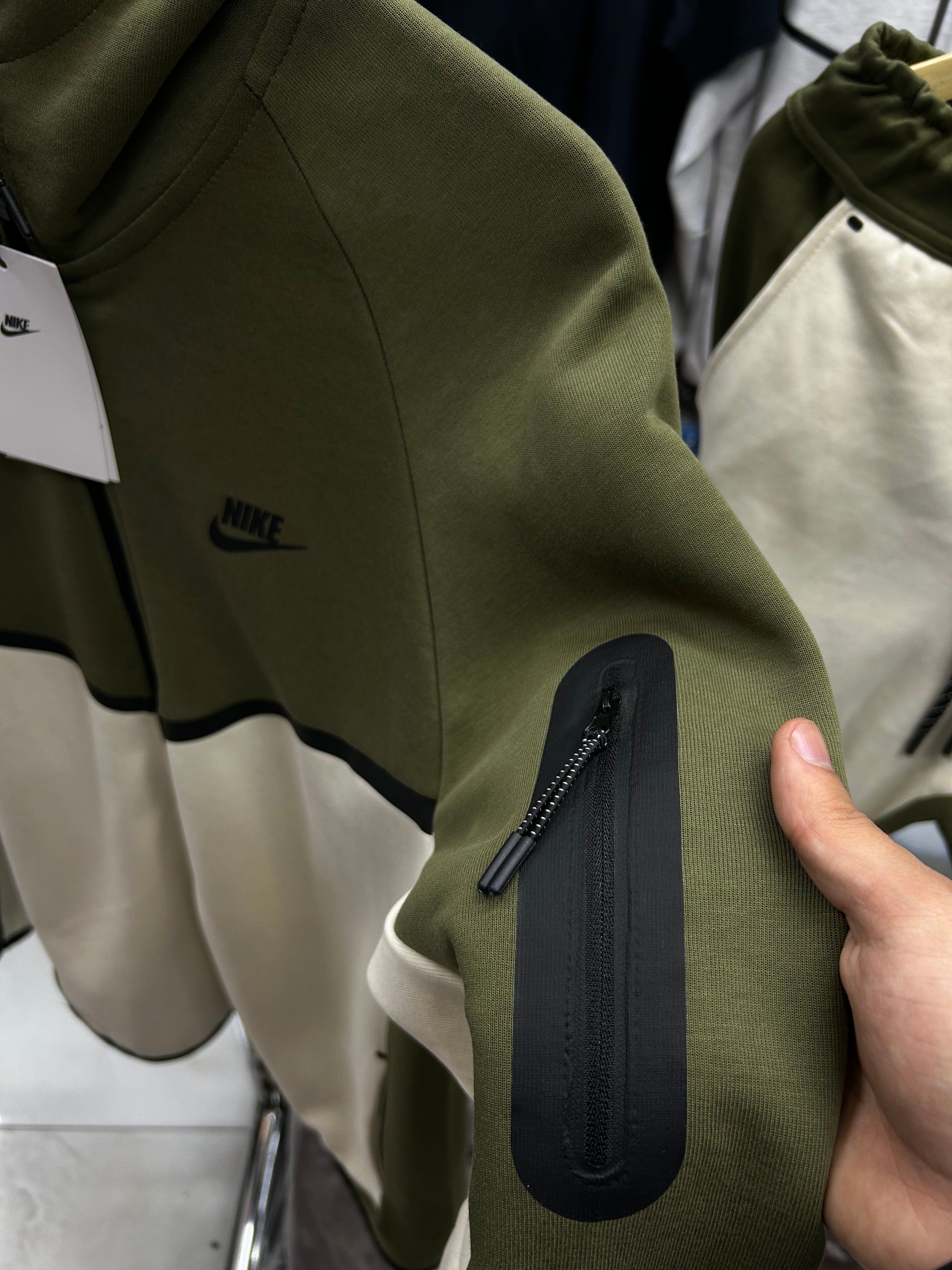 Nike Tech Fleece Olive Tracksuit