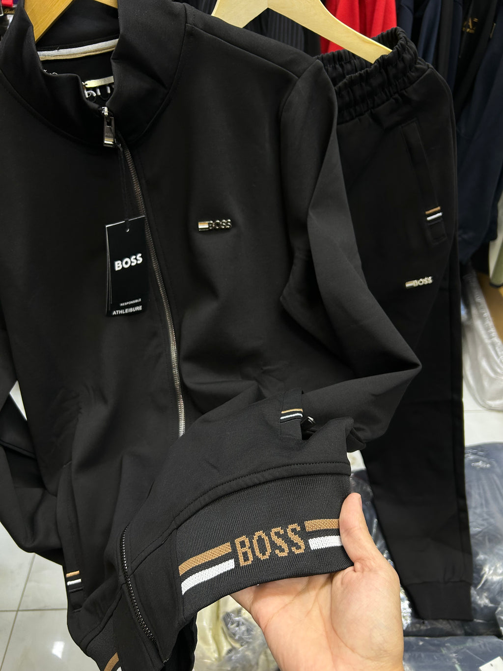 Boss Lion Tracksuit-Complet