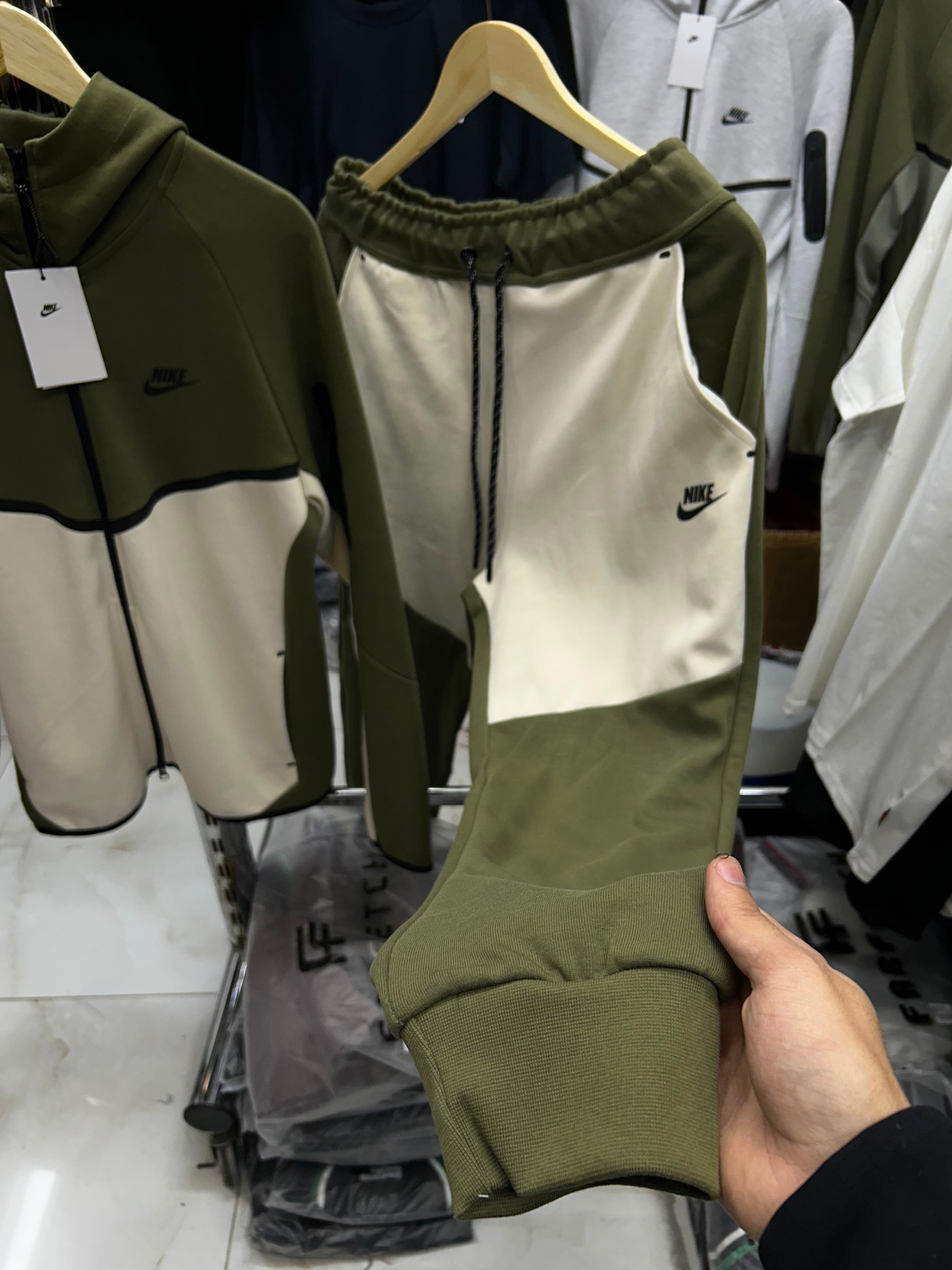 Nike Tech Fleece Olive Tracksuit